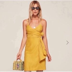 🌻REFORMATION YELLOW LINEN WRAP DRESS SIZE SMALL